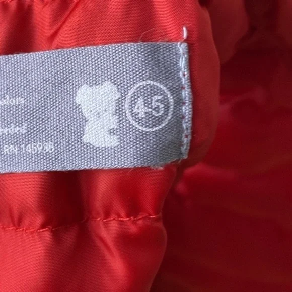 Baby lightweight puffer vest Size 4-5yrs - Picture 8 of 8